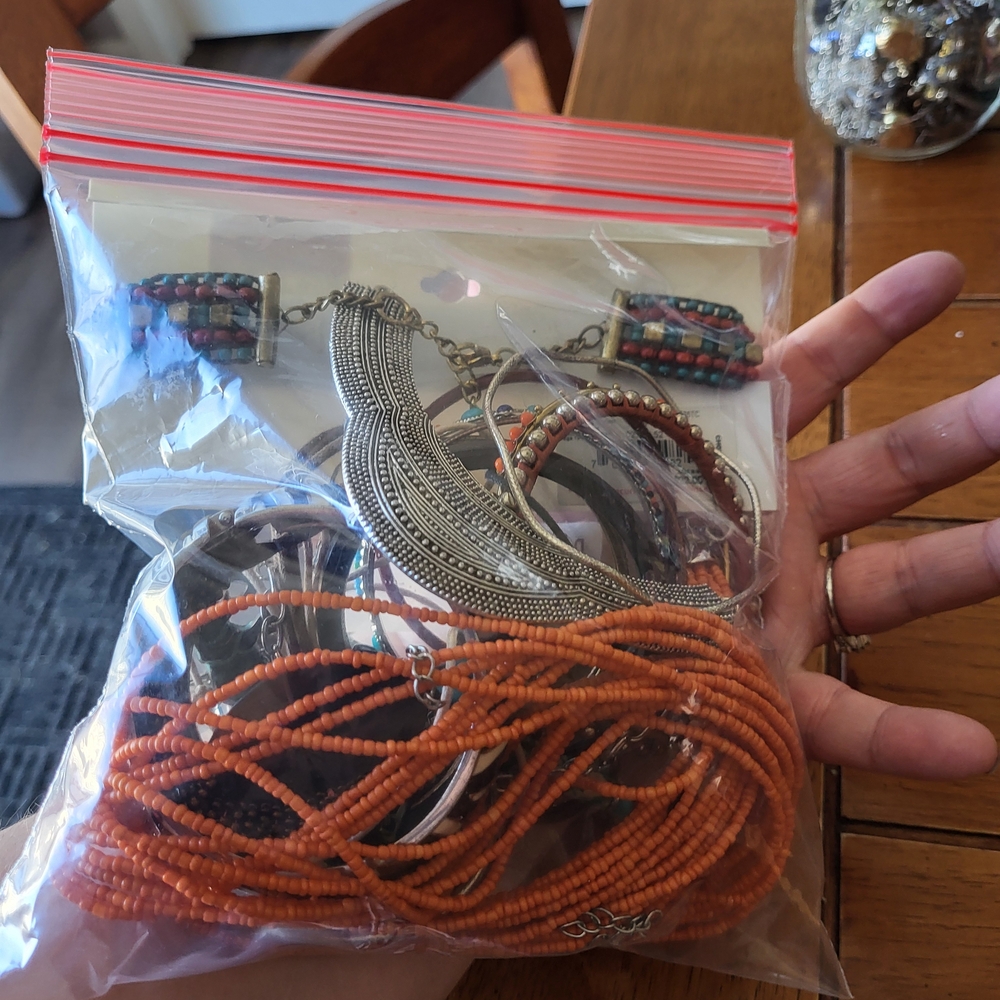 Jewlery Jars And One Bag! - Picture 3 of 7